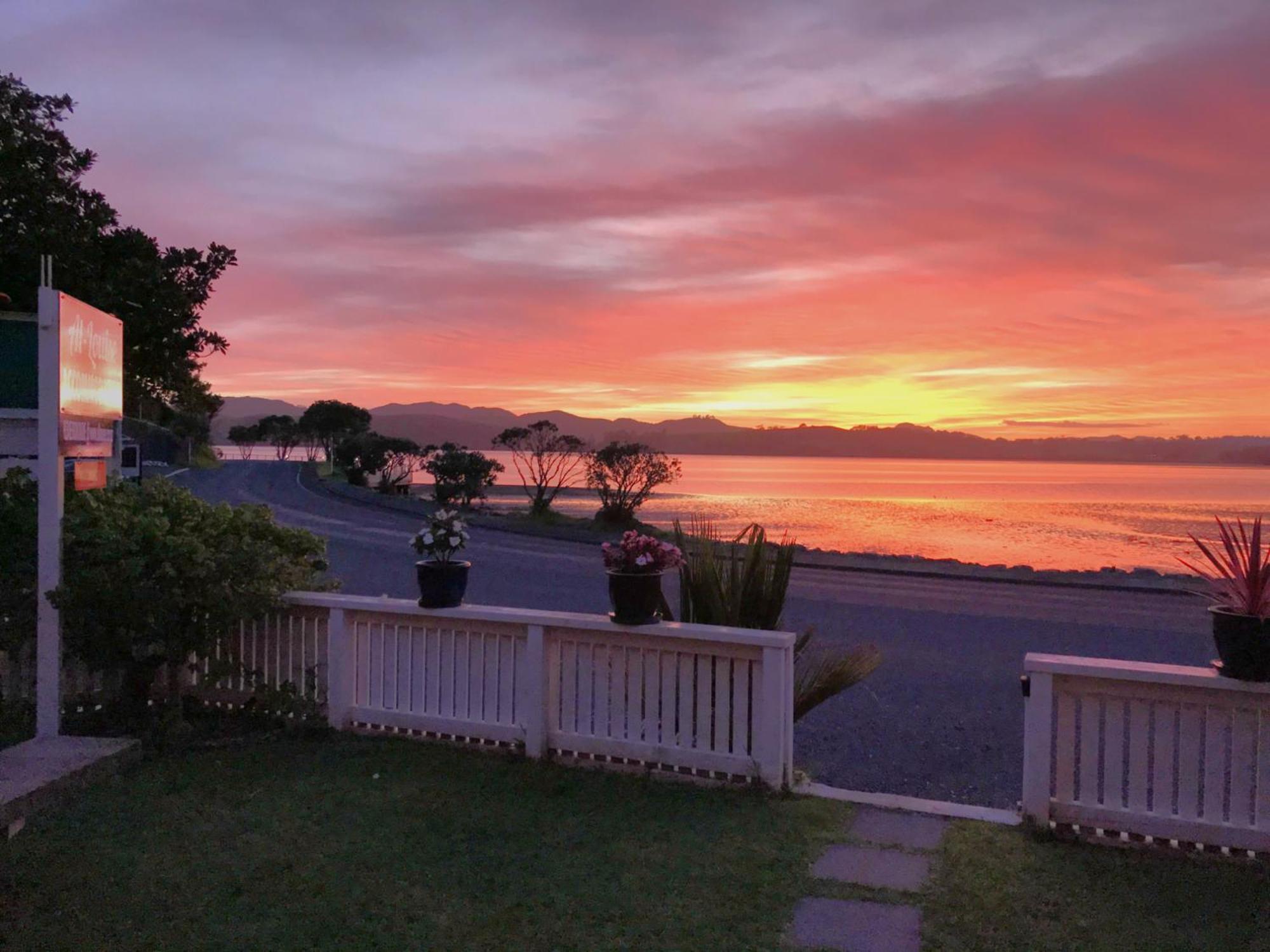 Al Louise Accommodation Mangonui Exterior foto